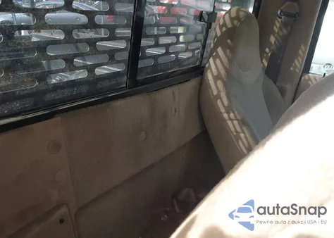 2002 Ford Ranger Edge/Xl/Xlt from USA, damaged, VIN 1FTYR10UX2TA00235